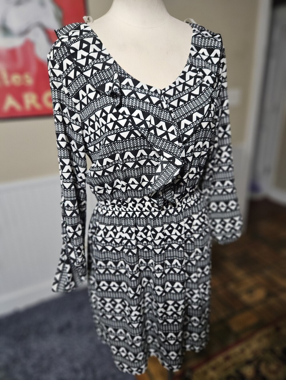 My Story Geometric Dress Large